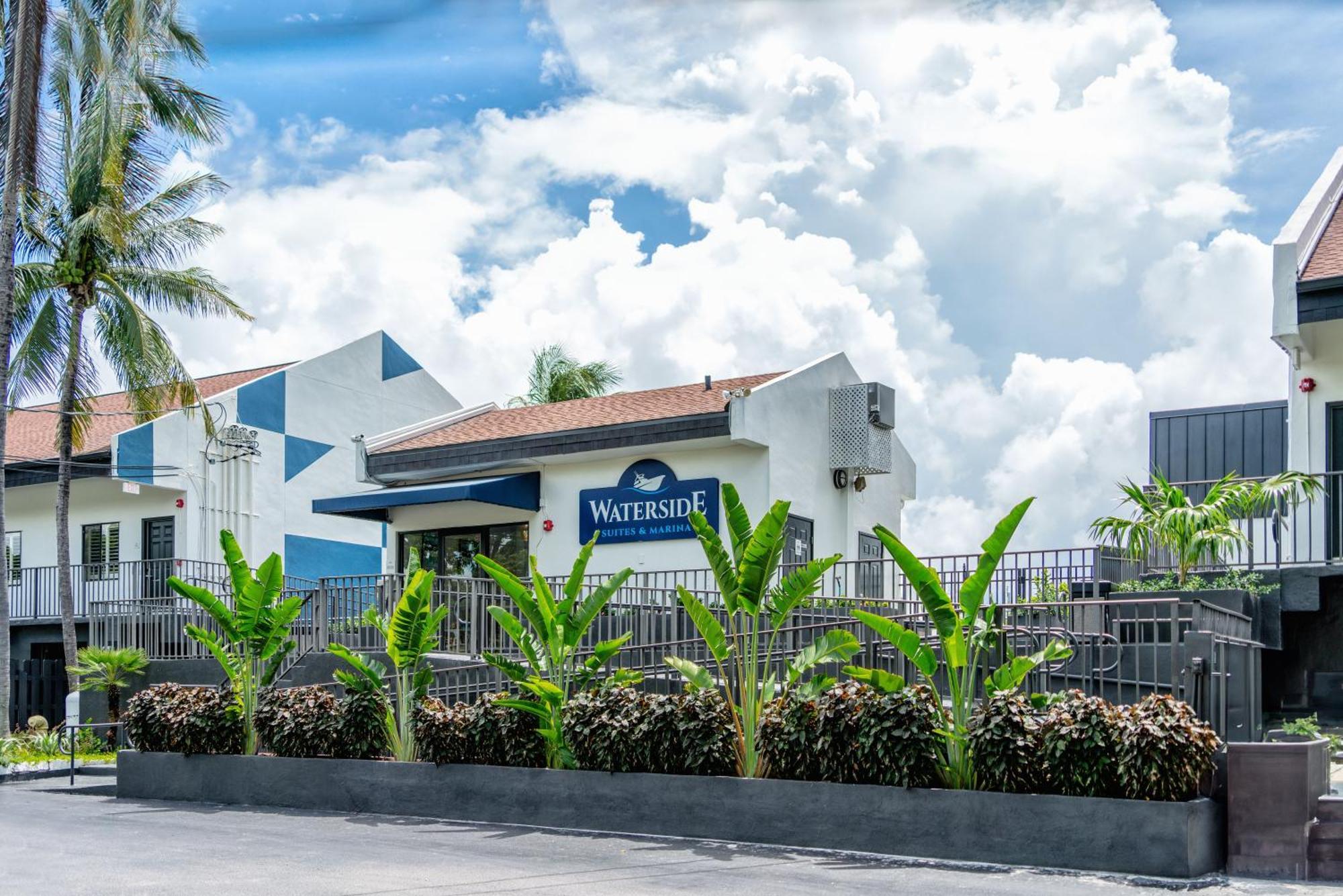 Waterside Suites And Marina Key Largo Exterior foto